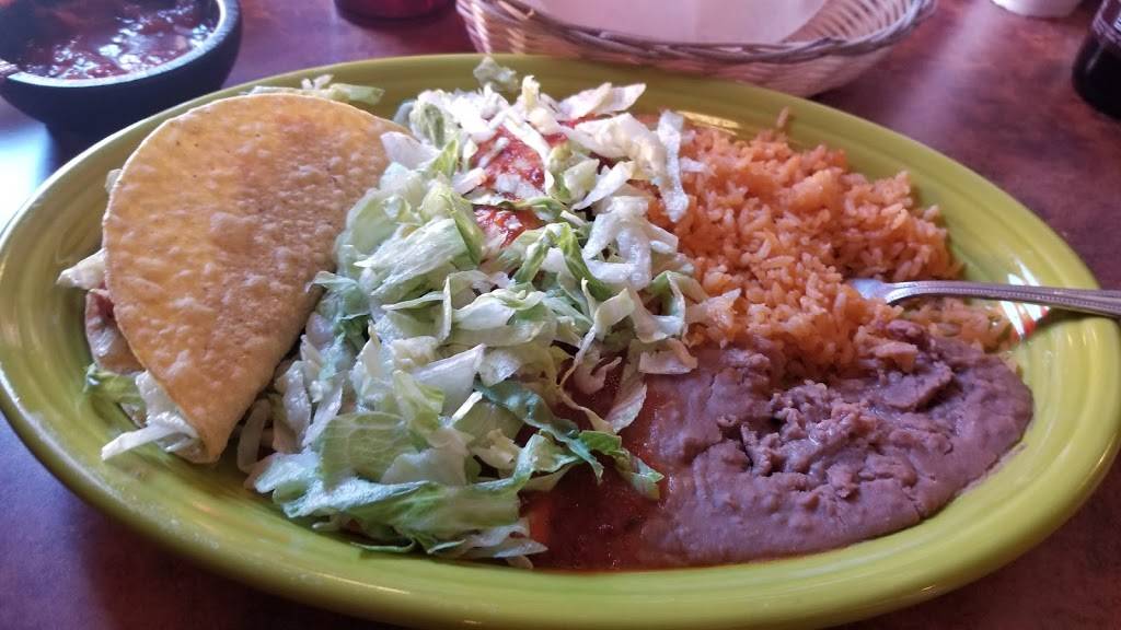 Laredos Mexican Restaurante | restaurant | 4001 Lien Rd, Madison, WI 53704, USA | 6082409701 OR +1 608-240-9701