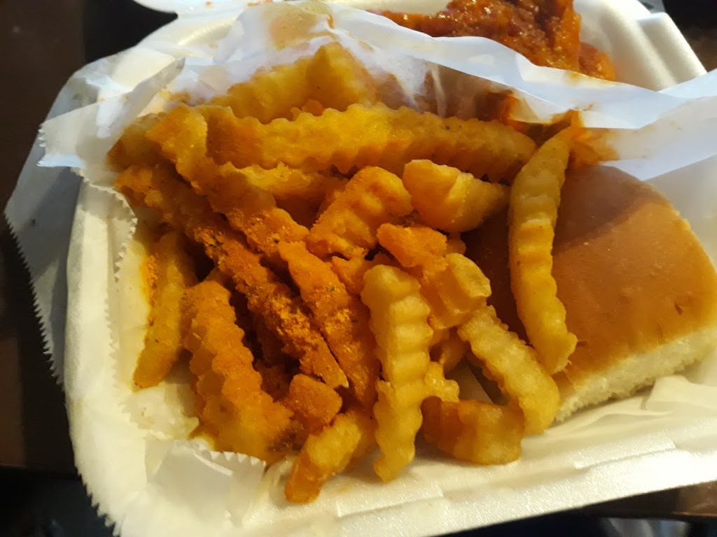 Crumpys Hot Wings | restaurant | 6149 Macon Rd, Memphis, TN 38134, USA | 9015093416 OR +1 901-509-3416