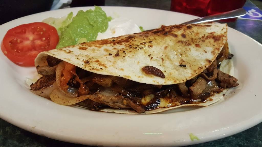 Mi Mexico Restaurant | restaurant | 1570 S Woodland Blvd, DeLand, FL 32720, USA | 3867401772 OR +1 386-740-1772