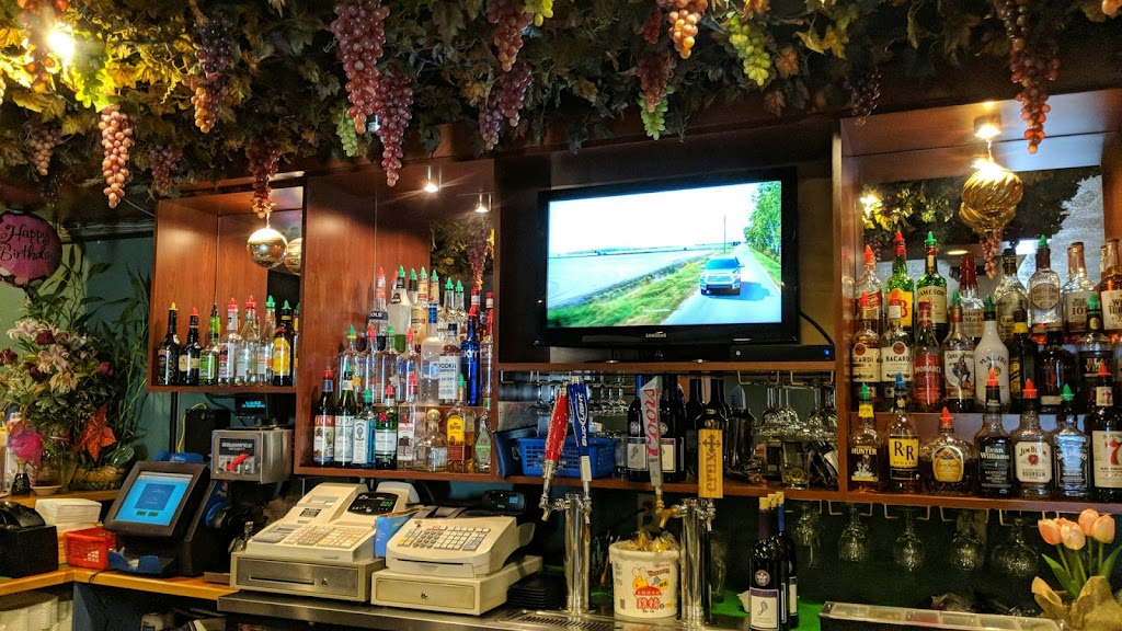 Lins Restaurant | restaurant | 500 N Main Ave, Tillamook, OR 97141, USA | 5038421588 OR +1 503-842-1588