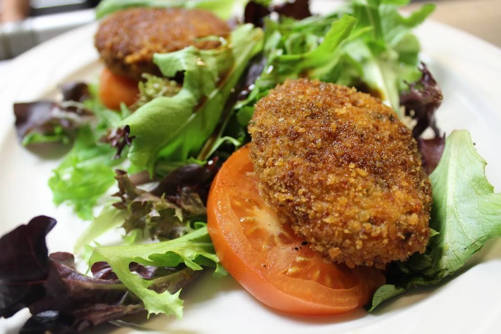 La Gondola Italian Restaurant | restaurant | 1211 E Debbie Ln, Mansfield, TX 76063, USA | 6825181235 OR +1 682-518-1235