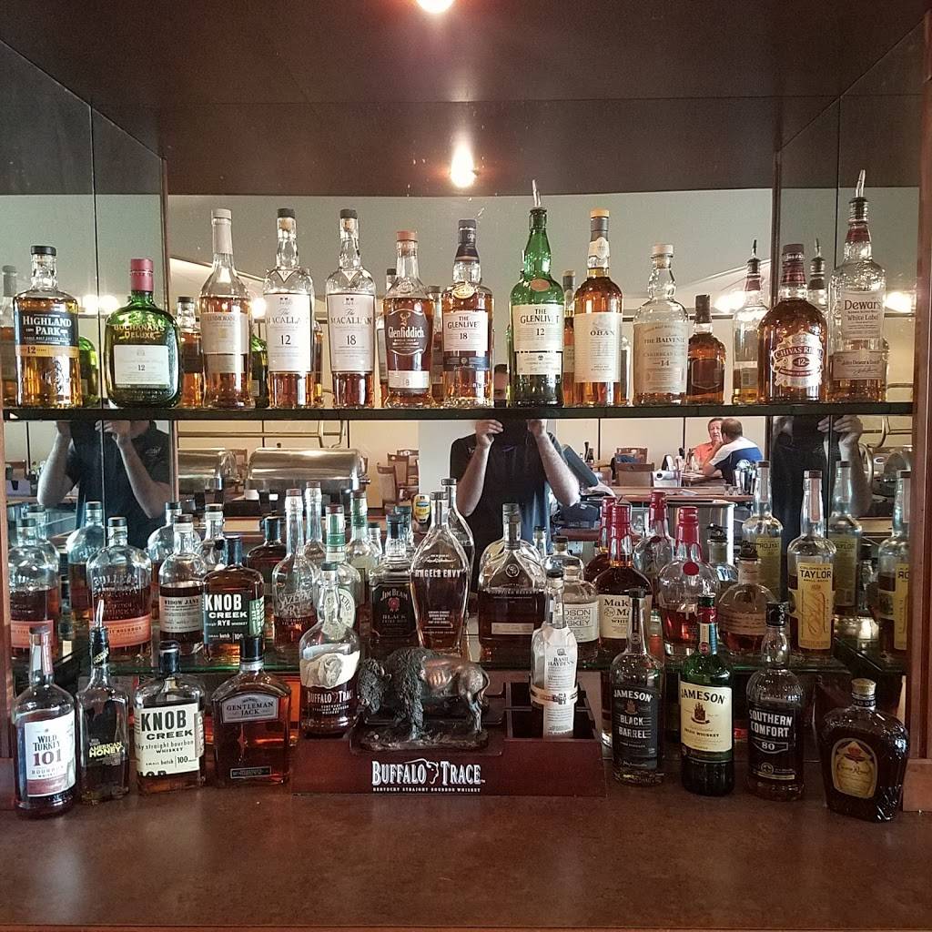 Club Nineteen, 19 | restaurant | 10500 Taft St, Pembroke Pines, FL 33026, USA | 9545383731 OR +1 954-538-3731