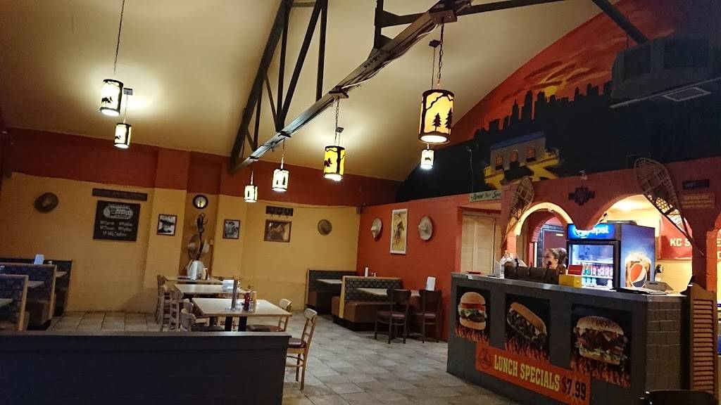 KC Smoke Burger Group | restaurant | 1610 W 39th St, Kansas City, MO 64111, USA | 8169314455 OR +1 816-931-4455