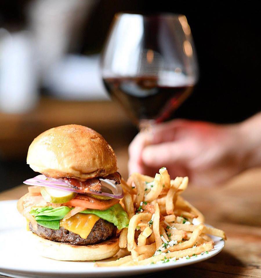 Red Drum Restaurant | restaurant | 803 Coleman Blvd, Mt Pleasant, SC 29464, USA | 8438490313 OR +1 843-849-0313