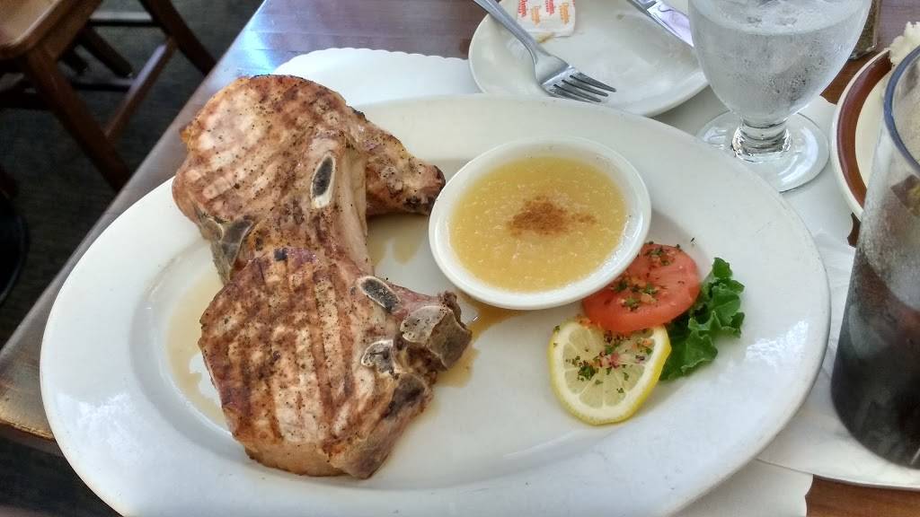 Tavern Restaurant | restaurant | 2 Broad St, Westfield, MA 01085, USA | 4135620335 OR +1 413-562-0335