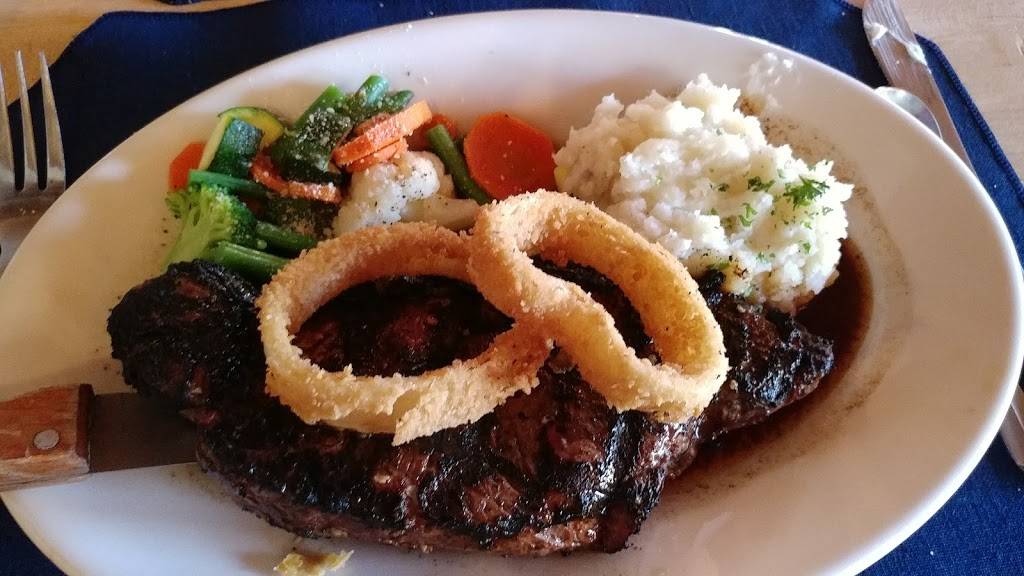 Stormys Spirits & Supper | restaurant | 6650 Bloomfield Rd, Petaluma, CA 94952, USA | 7077950127 OR +1 707-795-0127