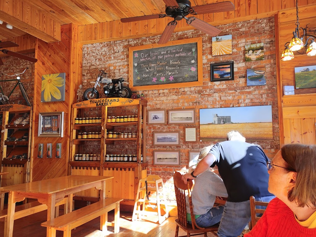 Tellico Grains Bakery | bakery | 105 Depot St, Tellico Plains, TN 37385, USA | 4232536911 OR +1 423-253-6911