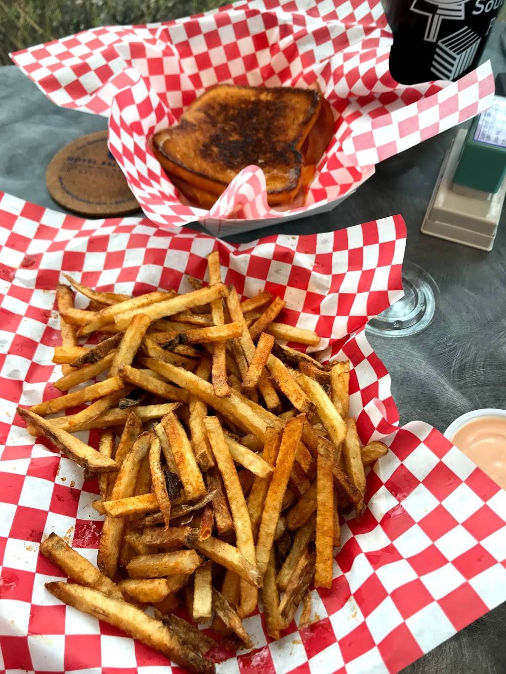 The Toasted Cheeser | restaurant | 1057 W 2700 S, Syracuse, UT 84075, USA | 8015028811 OR +1 801-502-8811