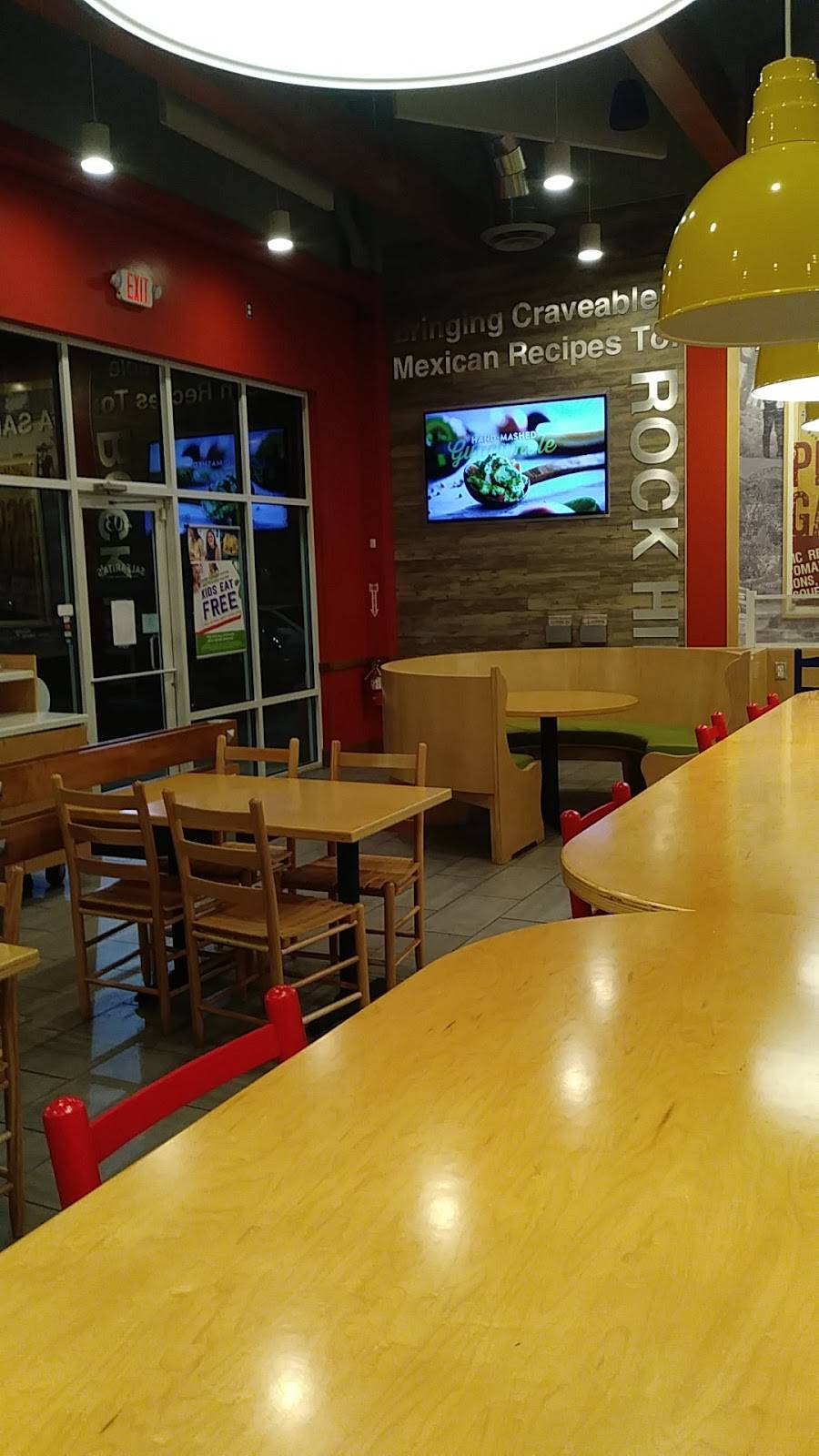 Salsaritas Fresh Mexican Grill | restaurant | 3267, 295 Herlong Ave #404, Rock Hill, SC 29732, USA | 8039992447 OR +1 803-999-2447