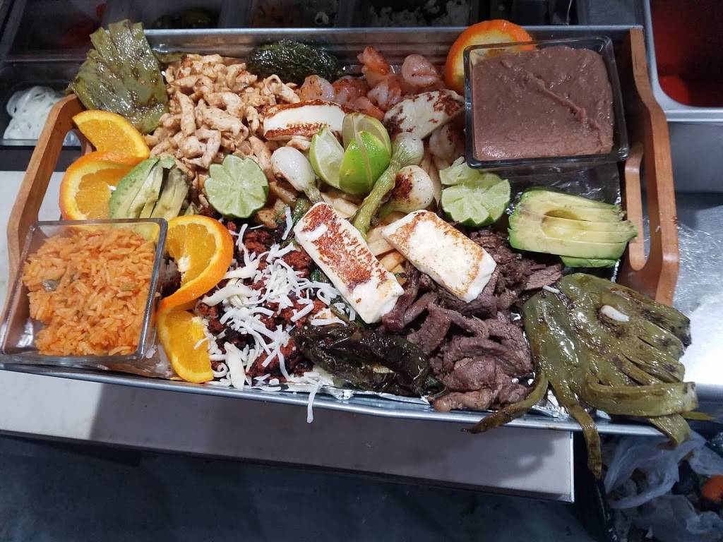 Tres Reynas Latin Cuisine | restaurant | 920 Main St, Evansville, IN 47708, USA | 8125501451 OR +1 812-550-1451