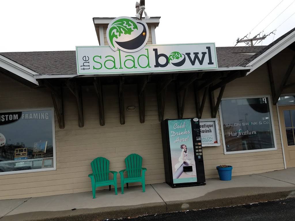 The Salad Bowl | restaurant | 5230 N Virginia Dare Trail, Kitty Hawk, NC 27949, USA | 2527153977 OR +1 252-715-3977