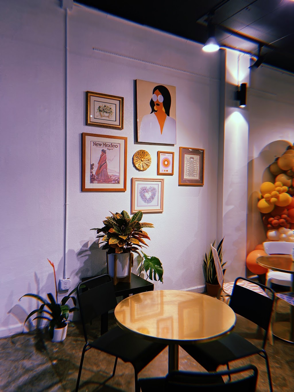 Coffee Daze | cafe | 3236 E Douglas Ave STE 100, Wichita, KS 67208, USA | 3163589543 OR +1 316-358-9543