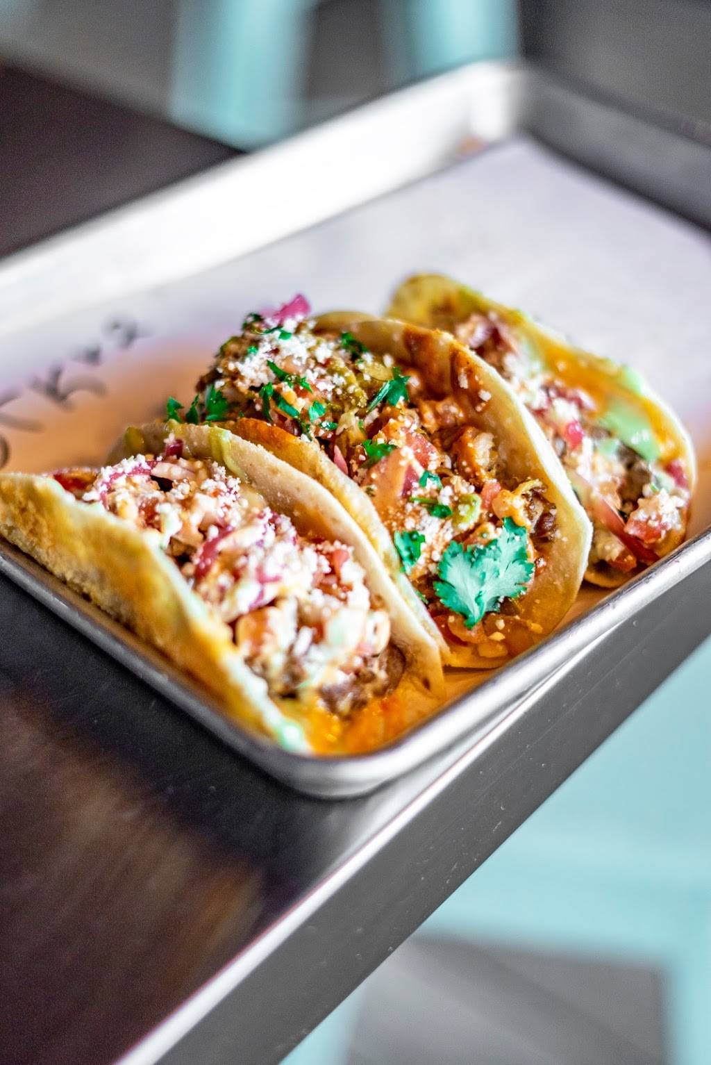 Tin & Taco College Park | restaurant | 2429 Edgewater Dr, Orlando, FL 32804, USA | 4077042263 OR +1 407-704-2263