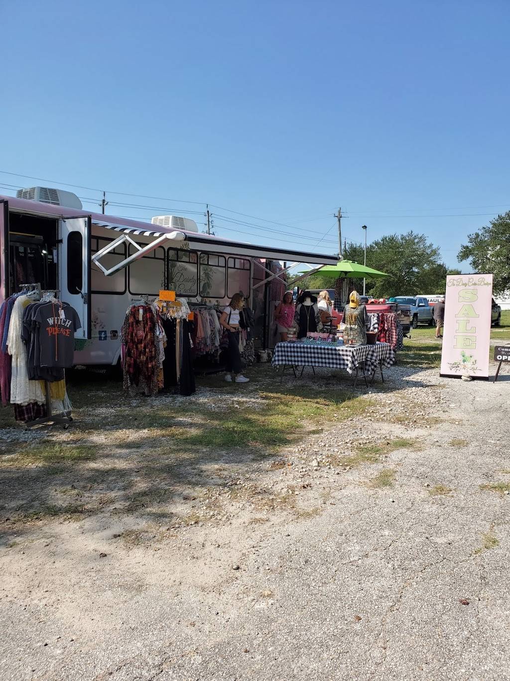 Three Acres Food Truck Park | restaurant | 10648 FM1764, Santa Fe, TX 77510, USA | 2819109817 OR +1 281-910-9817