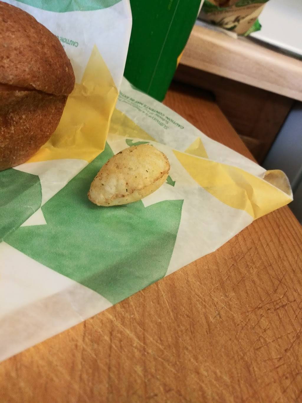 Subway Restaurants | restaurant | 3522 Tweedy Blvd, South Gate, CA 90280, USA | 3235636600 OR +1 323-563-6600