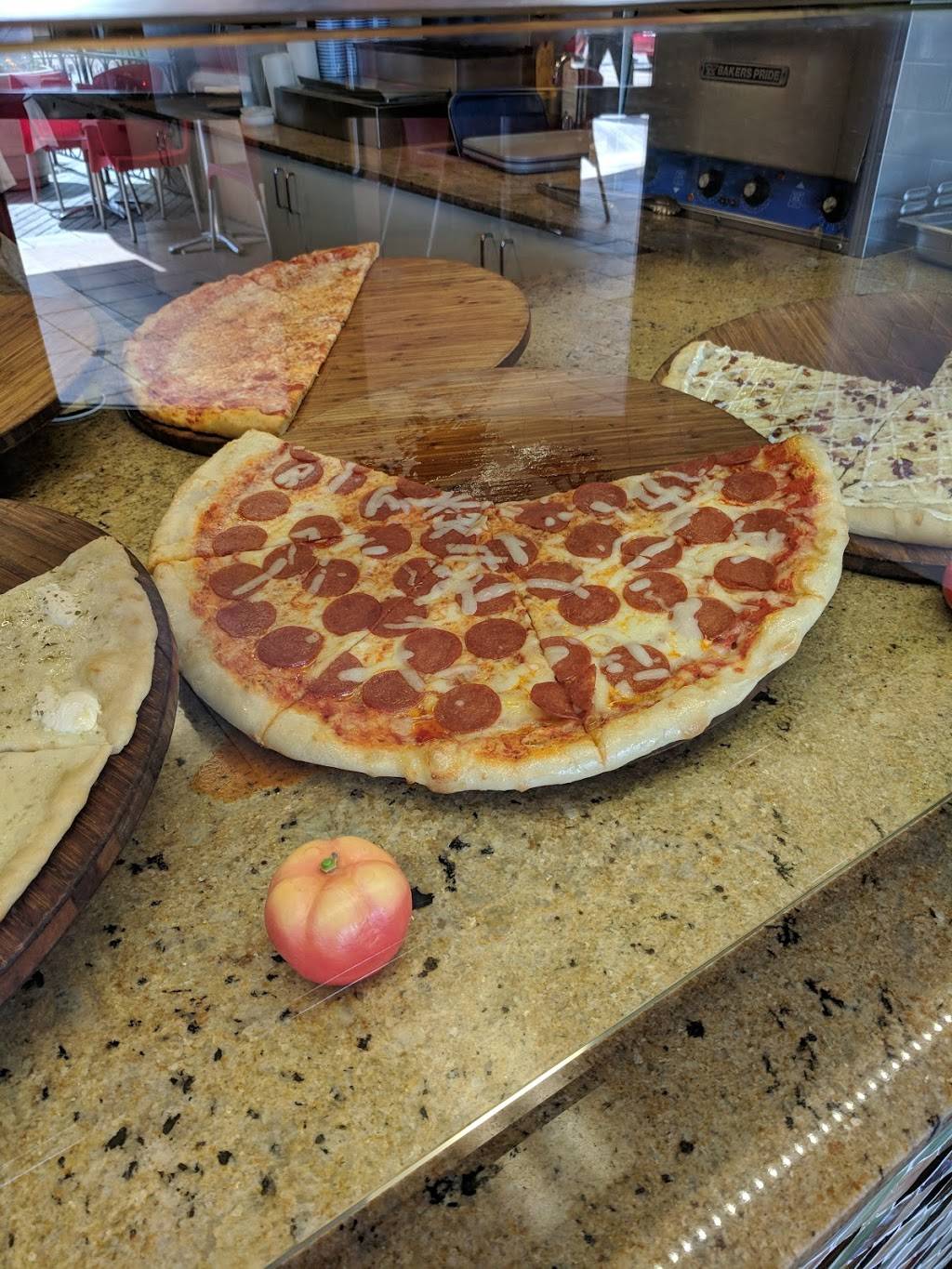 Perrys Pizza | restaurant | 2901 Boardwalk, Atlantic City, NJ 08401, USA | 6093404000 OR +1 609-340-4000