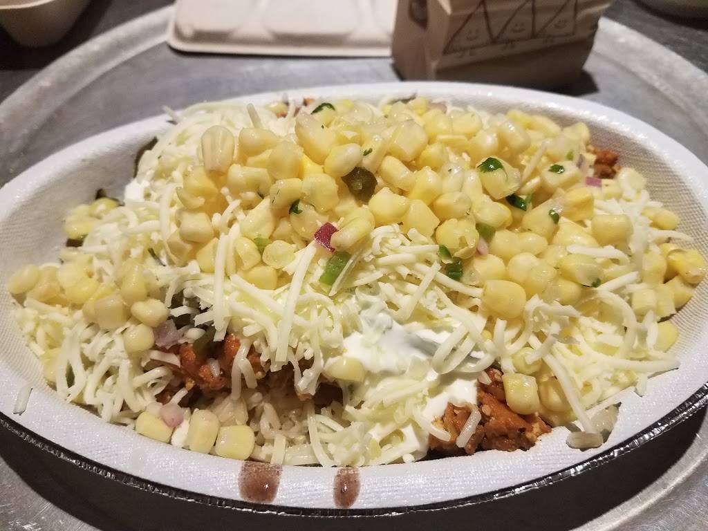 Chipotle Mexican Grill | restaurant | 9430C Colerain Ave, Cincinnati, OH 45251, USA | 5133852156 OR +1 513-385-2156