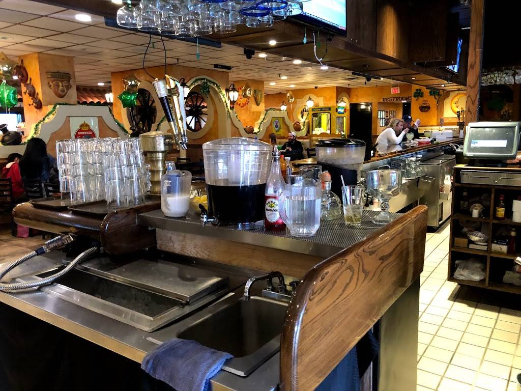 El Loro Mexican Grill and Cantina | restaurant | 5001 American Blvd W, Bloomington, MN 55437, USA | 9524566097 OR +1 952-456-6097