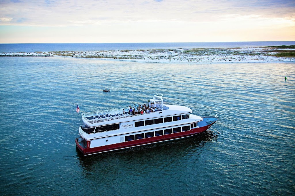 SunQuest Cruises SOLARIS Yacht | Destin Florida Wedding Venue | restaurant | 9300 US-98, Miramar Beach, FL 32550, USA | 8506502519 OR +1 850-650-2519
