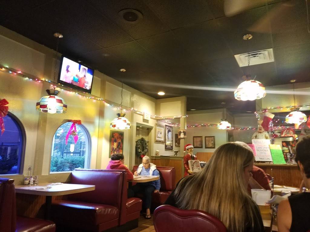 Victorios II Winter Springs | restaurant | 200 FL-434, Winter Springs, FL 32708, USA | 4073277015 OR +1 407-327-7015