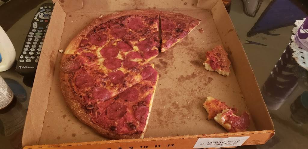 Little Caesars Pizza | meal takeaway | 13060 Glenoaks Blvd #113, Sylmar, CA 91342, USA | 8183671599 OR +1 818-367-1599