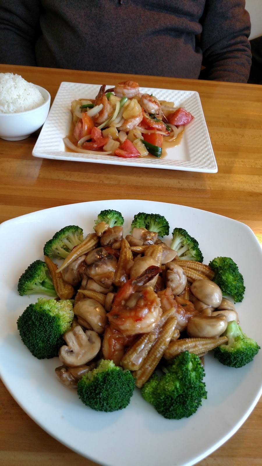 Little Saigon Restaurant | restaurant | 1531 Wabash Ave, Springfield, IL 62704, USA | 2177269633 OR +1 217-726-9633