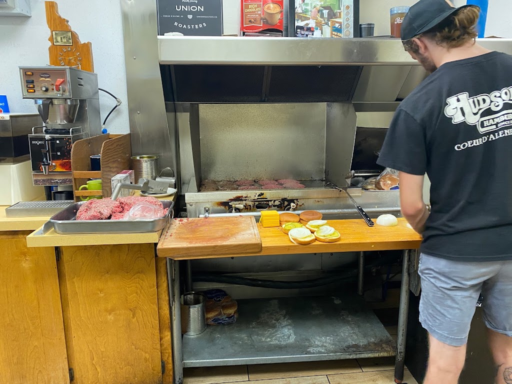 Hudsons Hamburgers | meal takeaway | 207 Sherman Ave, Coeur dAlene, ID 83814, USA | 2086645444 OR +1 208-664-5444