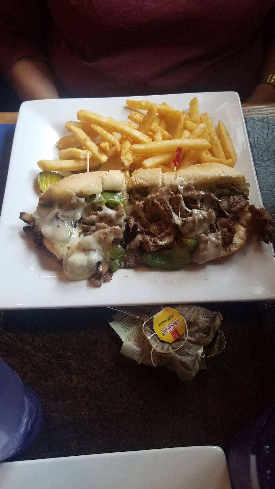 RipTide Sports Grille | restaurant | 1 Bay St, Tiverton, RI 02878, USA | 4018160023 OR +1 401-816-0023