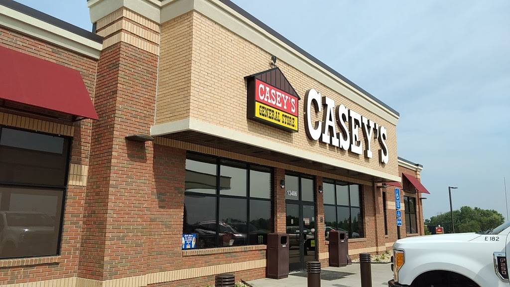 Caseys | meal takeaway | 13406 151st St, Olathe, KS 66062, USA | 9138978935 OR +1 913-897-8935