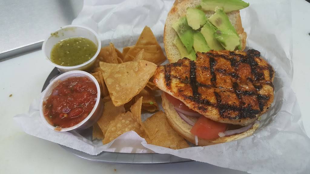 Joeys West | restaurant | 9825 Kraut Rd, Franksville, WI 53126, USA | 2624560105 OR +1 262-456-0105