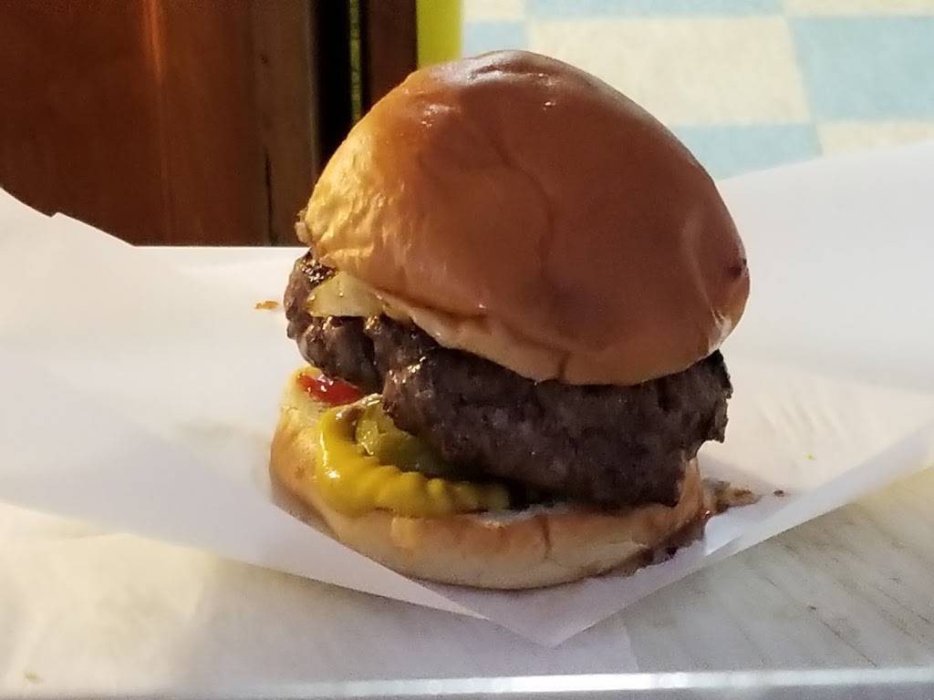 Ridott Corners Tavern | restaurant | 1862 S Rock City Rd, Ridott, IL 61067, USA | 8152352451 OR +1 815-235-2451