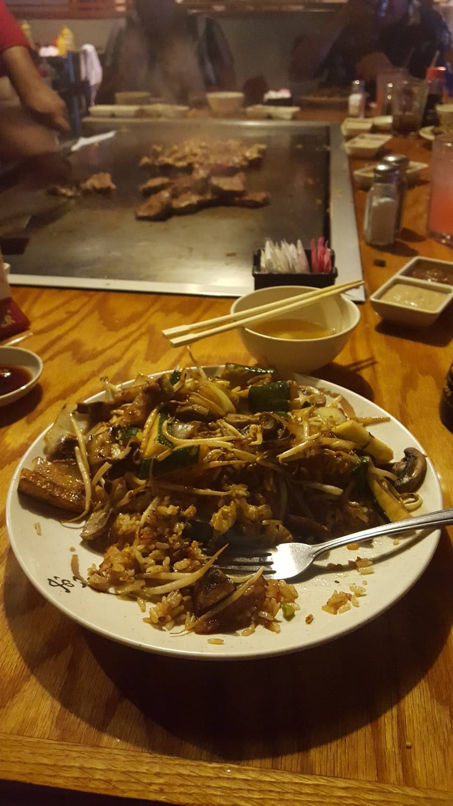 Akira Japanese Restaurant | restaurant | 4154 California Ave, Bakersfield, CA 93309, USA | 6613261860 OR +1 661-326-1860