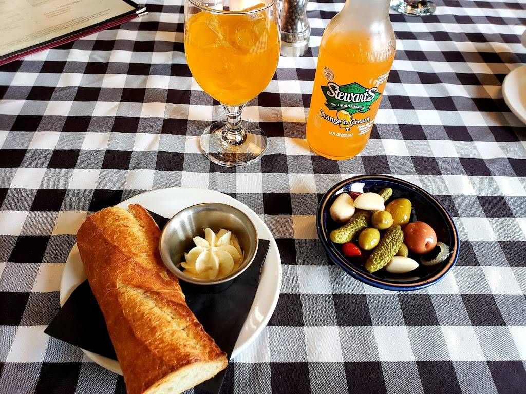 amical | restaurant | 229 E Front St, Traverse City, MI 49684, USA | 2319418888 OR +1 231-941-8888