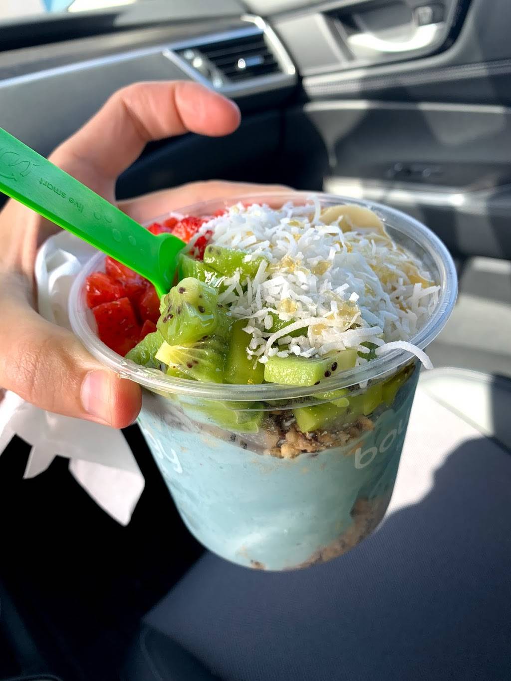 Bowlology | restaurant | 225 W Avenida Vista Hermosa, San Clemente, CA 92672, USA | 9495585170 OR +1 949-558-5170