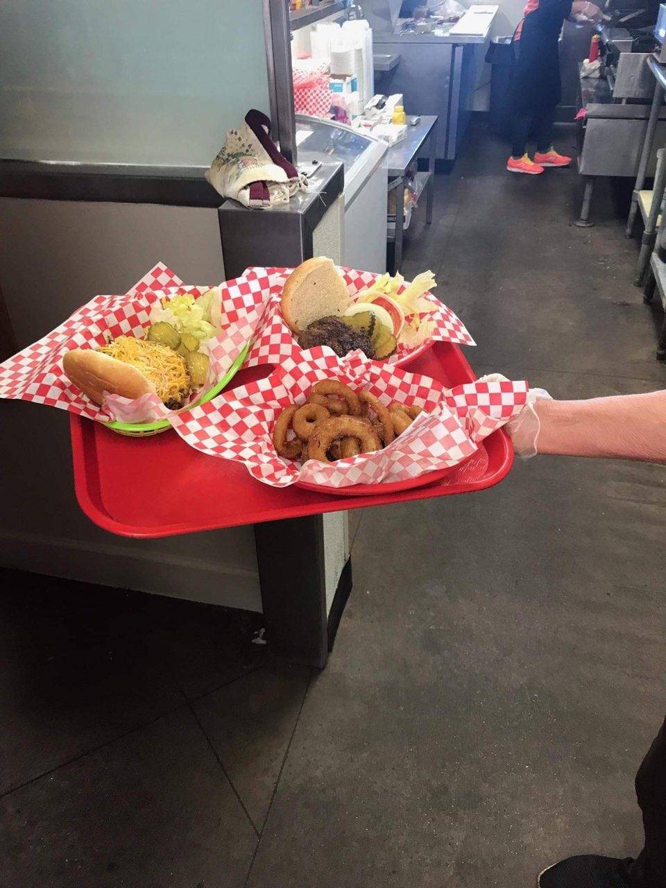 Mathews Hot Dogs | restaurant | 5301 S Superstition Mountain Dr Suite 109, Apache Junction, AZ 85119, USA | 4809820553 OR +1 480-982-0553