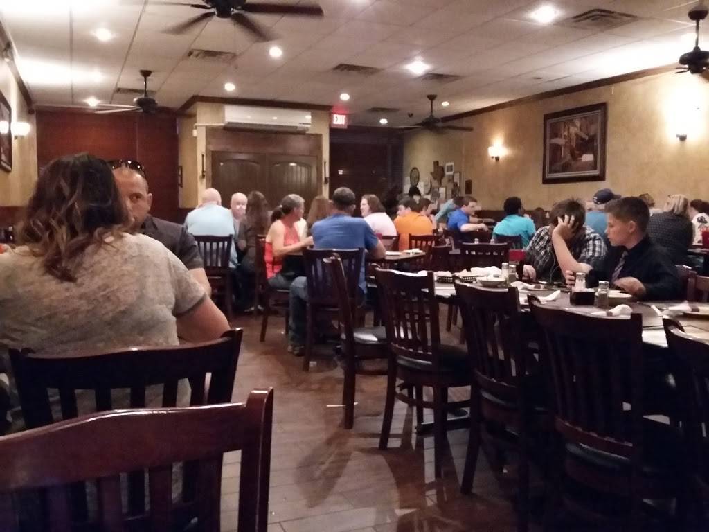 Roma Italian Restaurant | restaurant | 1919 TX-121, Bonham, TX 75418, USA | 9035833292 OR +1 903-583-3292