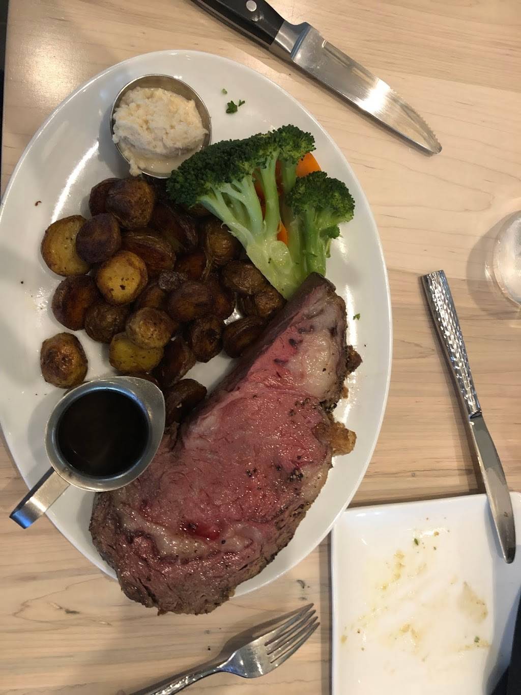 Terrys Cut Steakhouse | restaurant | 300c Fourth Ave Unit #9, St. Catharines, ON L2S 0E6, Canada | 9057041618 OR +1 905-704-1618