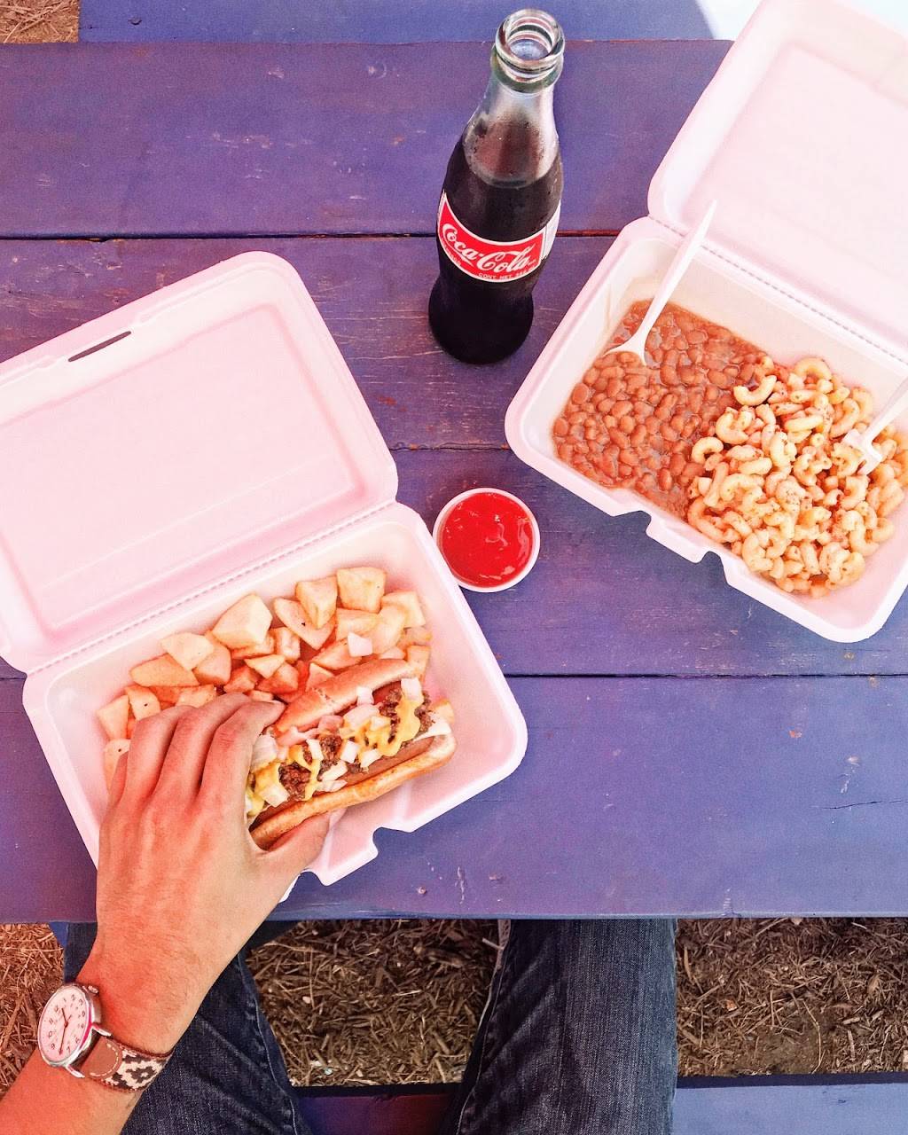 Chi Chi`s Food Truck | restaurant | 2410 E 7th St, Austin, TX 78702, USA | 5853519790 OR +1 585-351-9790