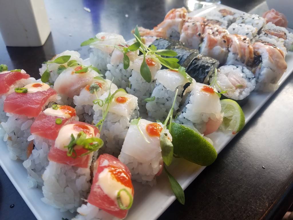 Shari Sushi | restaurant | 621 E Central Blvd, Orlando, FL 32801, USA | 4074209420 OR +1 407-420-9420