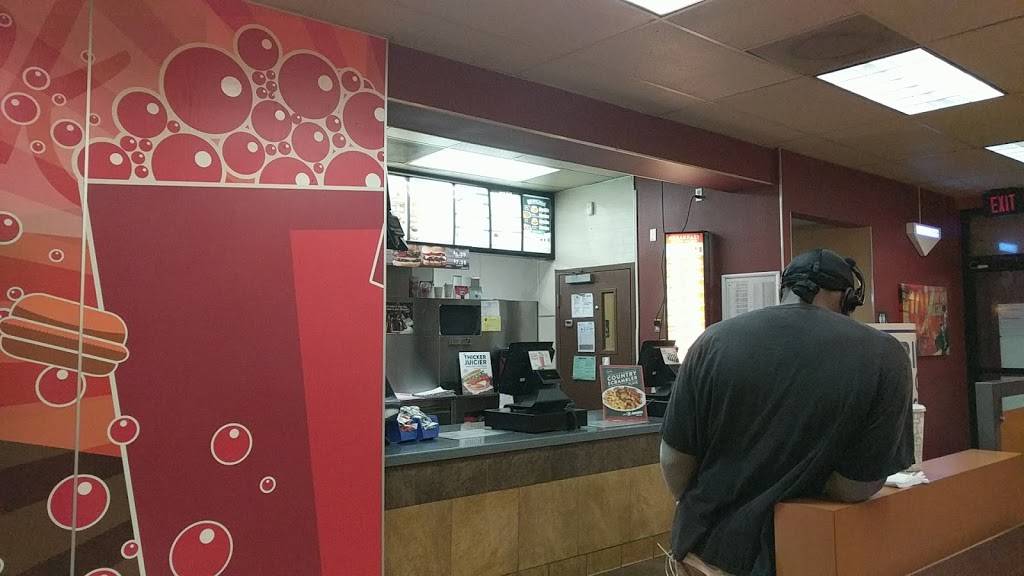 Jack in the Box | restaurant | 400 Joseph Gallo Ct, Livingston, CA 95334, USA | 2093948840 OR +1 209-394-8840