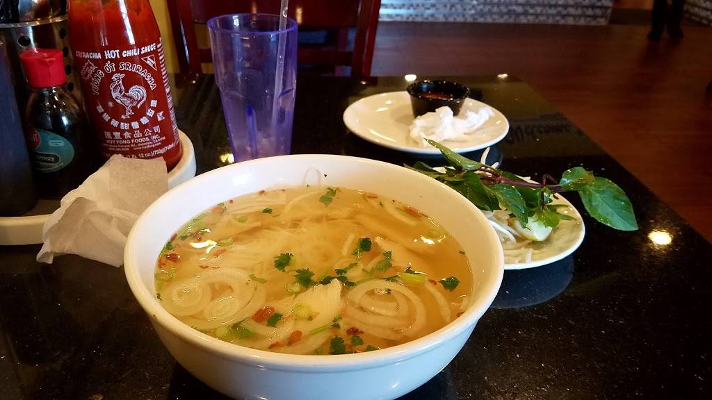 House of Pho | restaurant | 20500 Hesperian Blvd, Hayward, CA 94541, USA | 5105783533 OR +1 510-578-3533