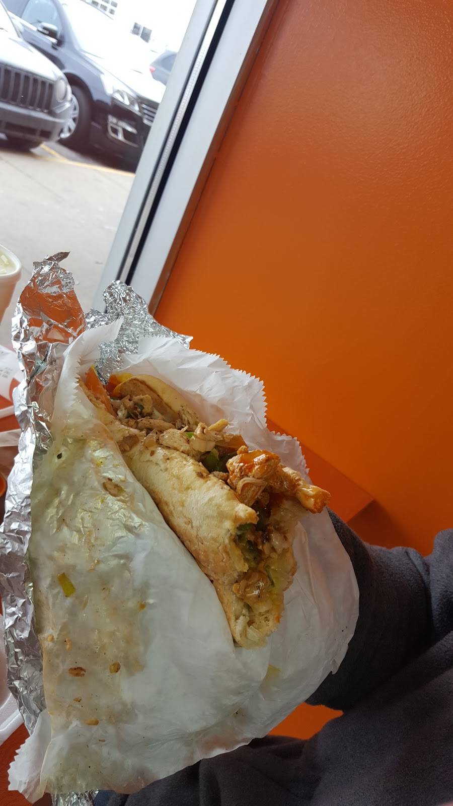 New York Fried Chicken | restaurant | 4443 Breton Rd SE C, Kentwood, MI 49508, USA | 6169303901 OR +1 616-930-3901