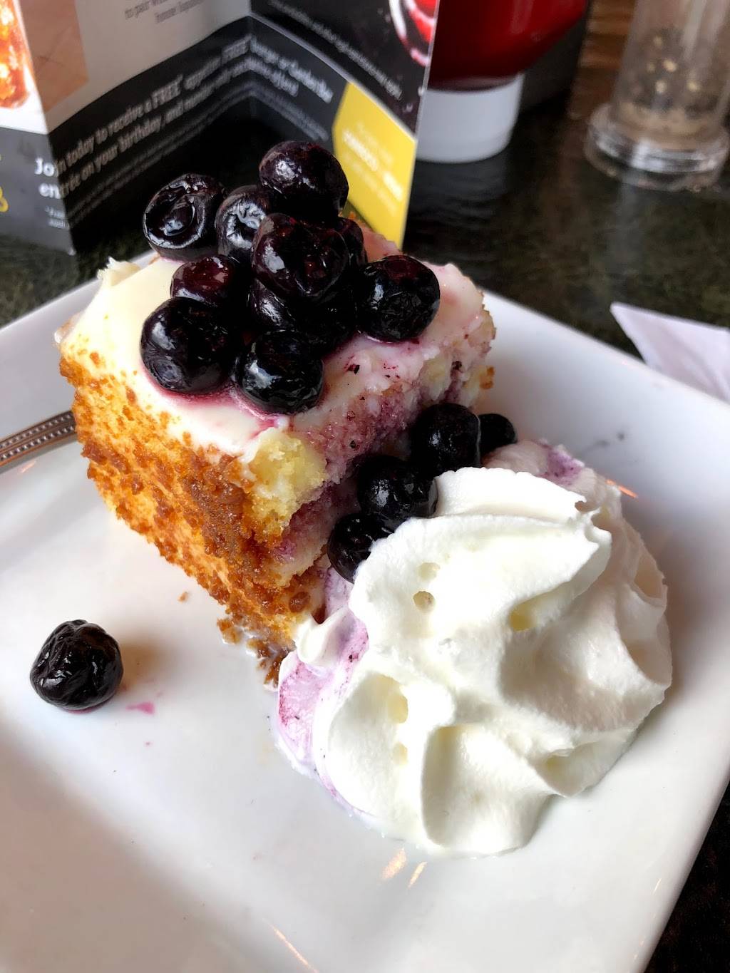 Waffle House | meal takeaway | 3500 Hillsborough Rd, Durham, NC 27705, USA | 9193823355 OR +1 919-382-3355