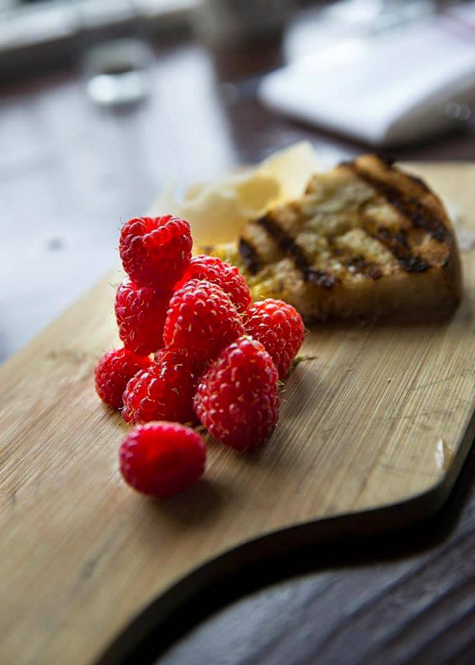 The Mouzon House | restaurant | 1 York St, Saratoga Springs, NY 12866, USA | 5182260014 OR +1 518-226-0014