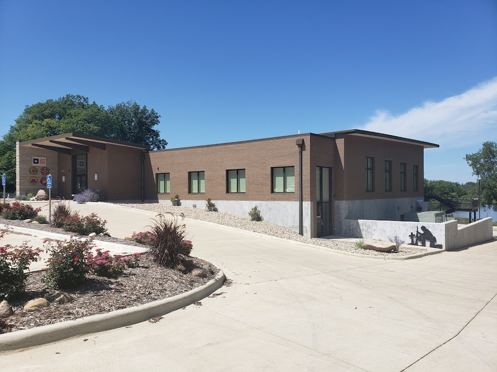 Waverly Area Veterans Post (WAVP) | restaurant | 1300 4th St NW, Waverly, IA 50677, USA | 3194839287 OR +1 319-483-9287