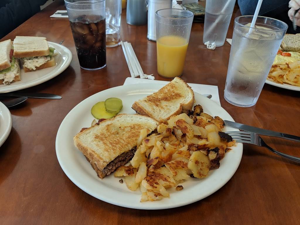 Railway Station Diner | restaurant | 836 W Ridge Rd, Rochester, NY 14615, USA | 5855810097 OR +1 585-581-0097