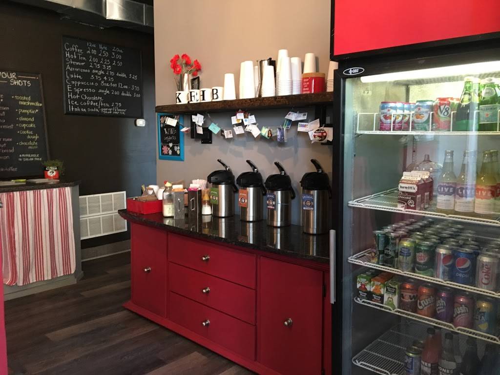 Beantown Coffee | restaurant | 9 Reeve St, Woodstock, ON N4S 3G1, Canada | 5195377171 OR +1 519-537-7171