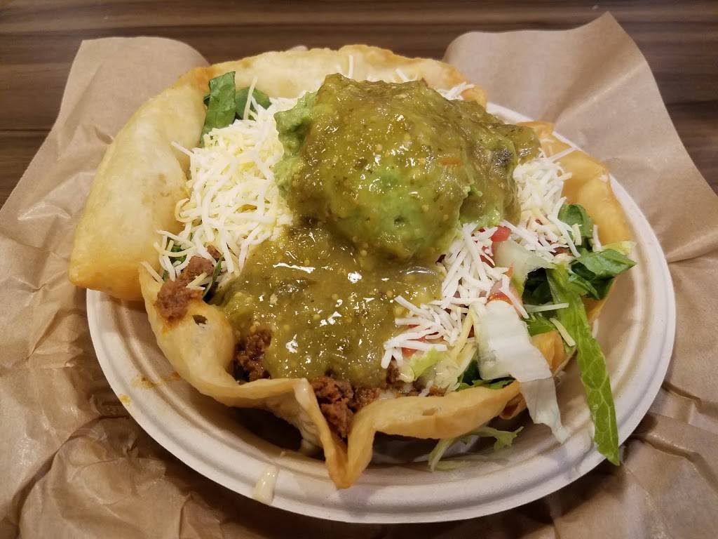 QDOBA Mexican Eats | restaurant | 12121 St Charles Rock Rd, Bridgeton, MO 63044, USA | 3147394639 OR +1 314-739-4639