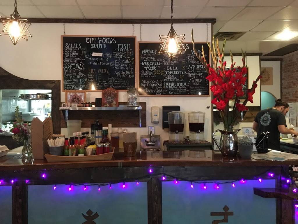 OM Foods | restaurant | 142 Broadway St, Chico, CA 95928, USA | 5309655263 OR +1 530-965-5263