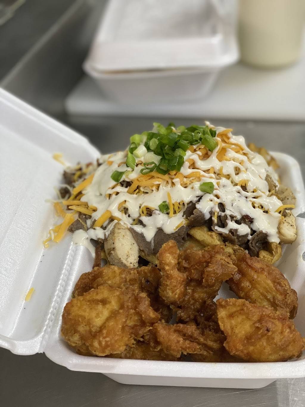 Fry Guy | restaurant | 14020 Gratiot Ave, Detroit, MI 48205, USA | 3133147201 OR +1 313-314-7201